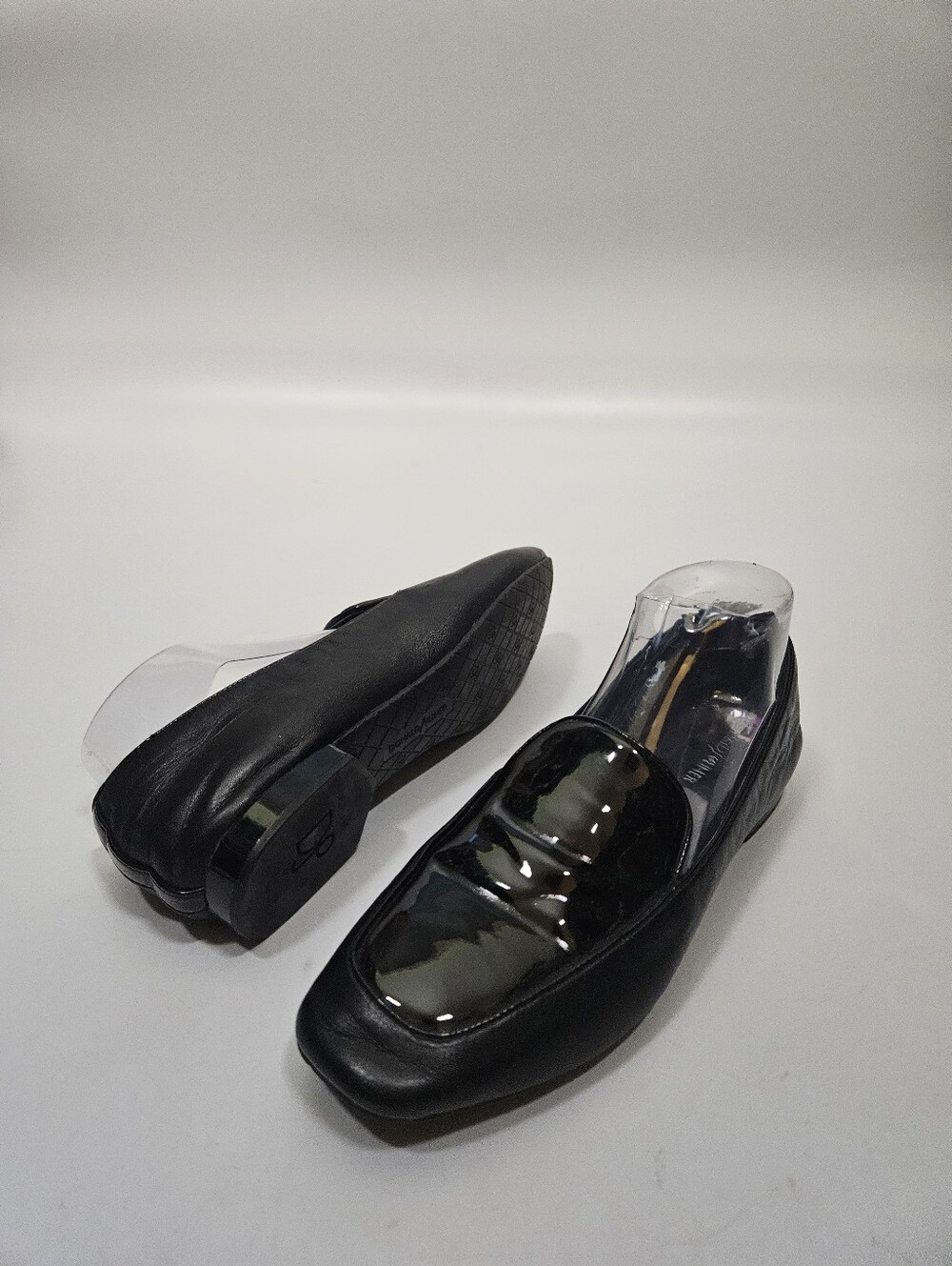 Donald Pliner Halia Black Patent Leather Square Toe Loafers Flats 8.5M